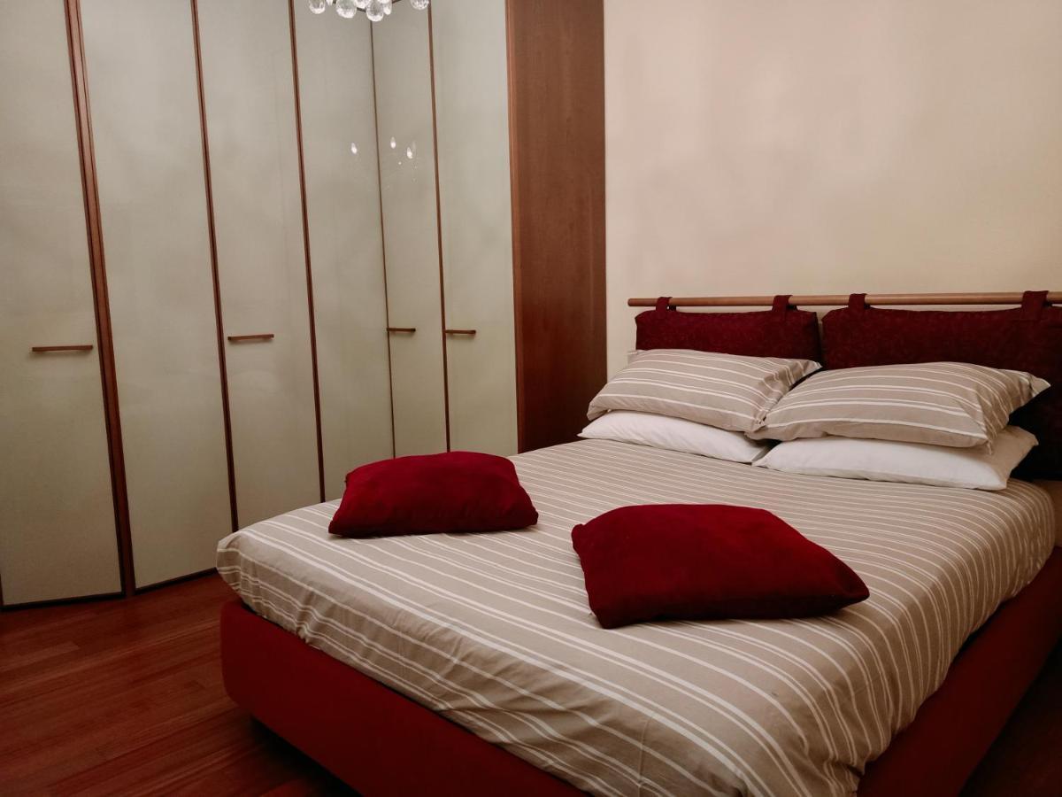 Appartement A Casa Di Nina à Aoste Extérieur photo